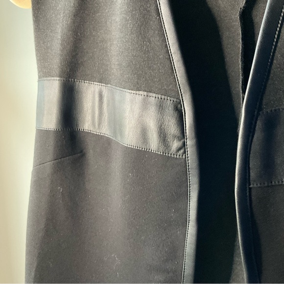 Charlie Paige Long Faux Leather Trimmed Vest Small - Picture 4 of 4